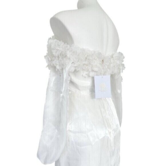 NWT Alamour The Label Suzette Off Shoulder Applique Floral Bride Dress Size M - Picture 11 of 14